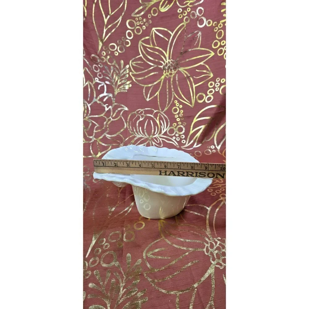Atlantic Mold Self Watering Shell Planter